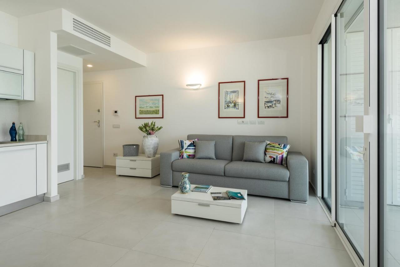 Appartamenti Aironi - Your House In Sardinia Golfo Aranci Exterior photo